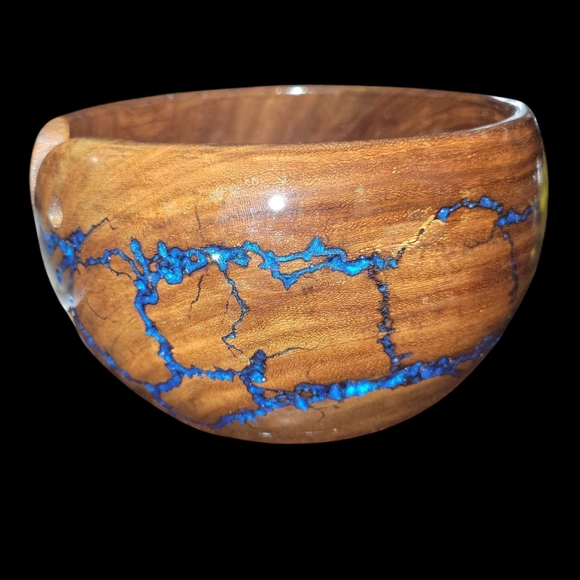 Wooden Yarn Bowl Rosewood Yarn Storage Bowl Holder & Dispenser - Picture 2 of 5